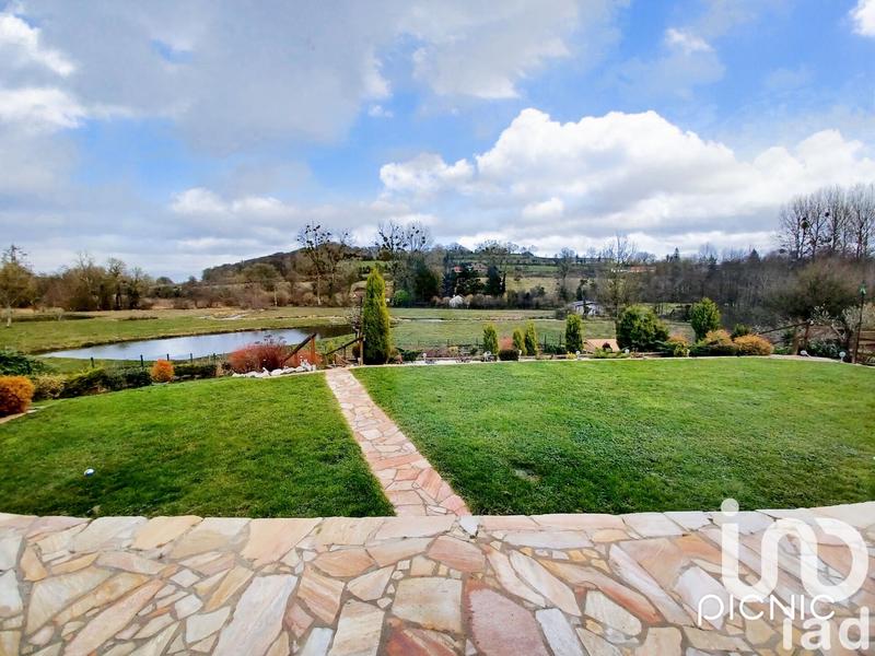 Maison de maîtres - 250 m² - 8 pièces