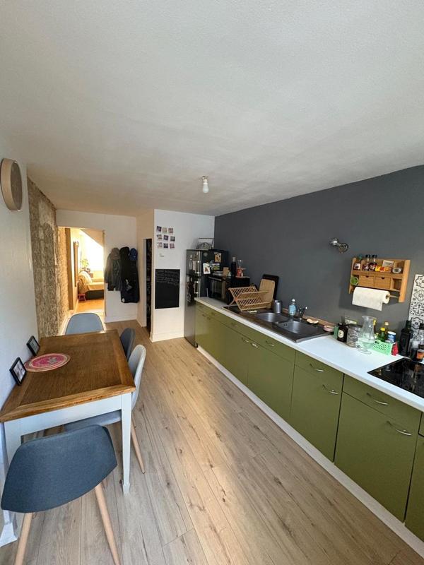 Maison - 96 m² - 6 pièces