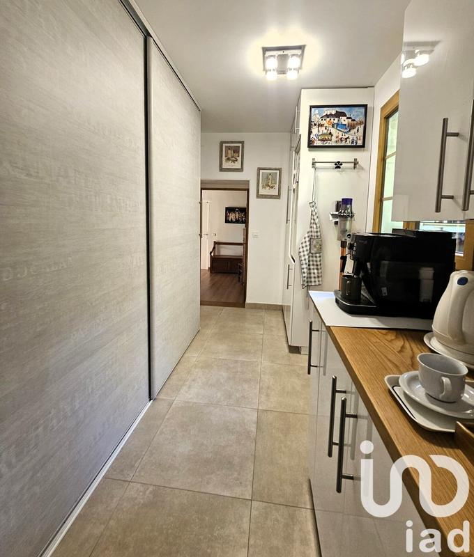 Maison - 390 m² - 8 pièces