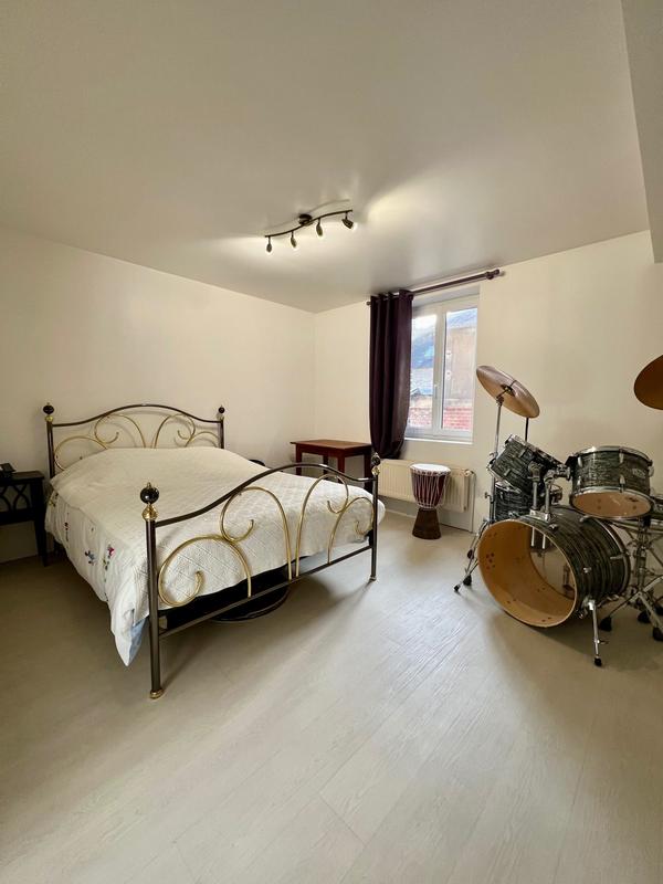 Maison - 192 m² - 5 pièces