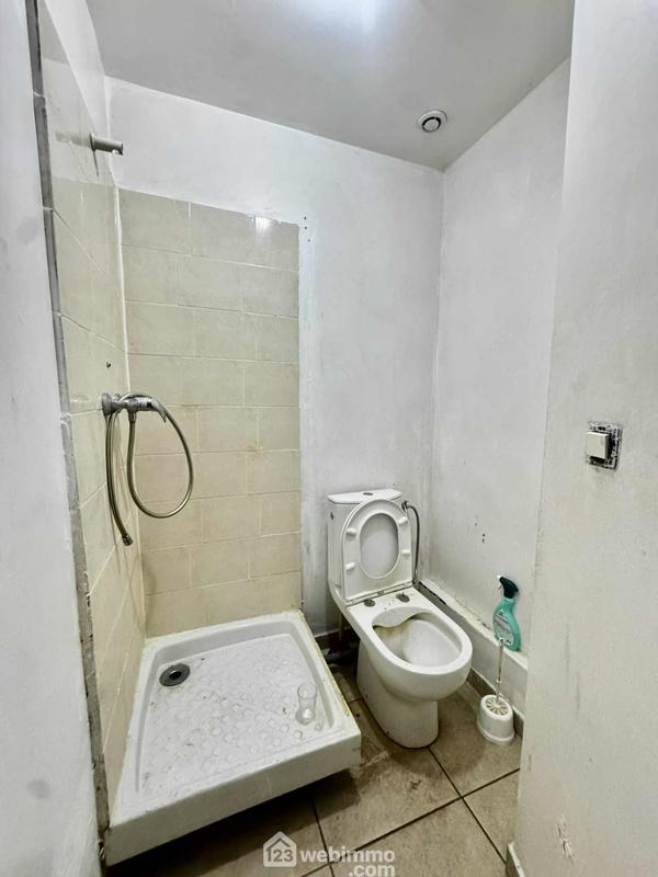 Immeuble - 186 m² - 6 pièces