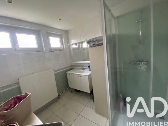 Appartement - 90 m² - 5 pièces