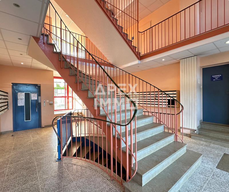 Appartement - 56 m² - 3 pièces