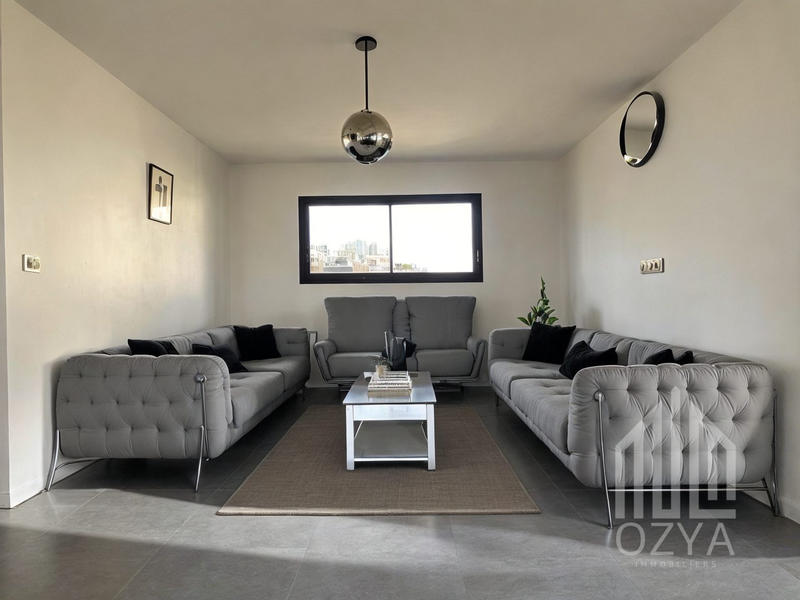 Maison - 105 m² - 4 pièces