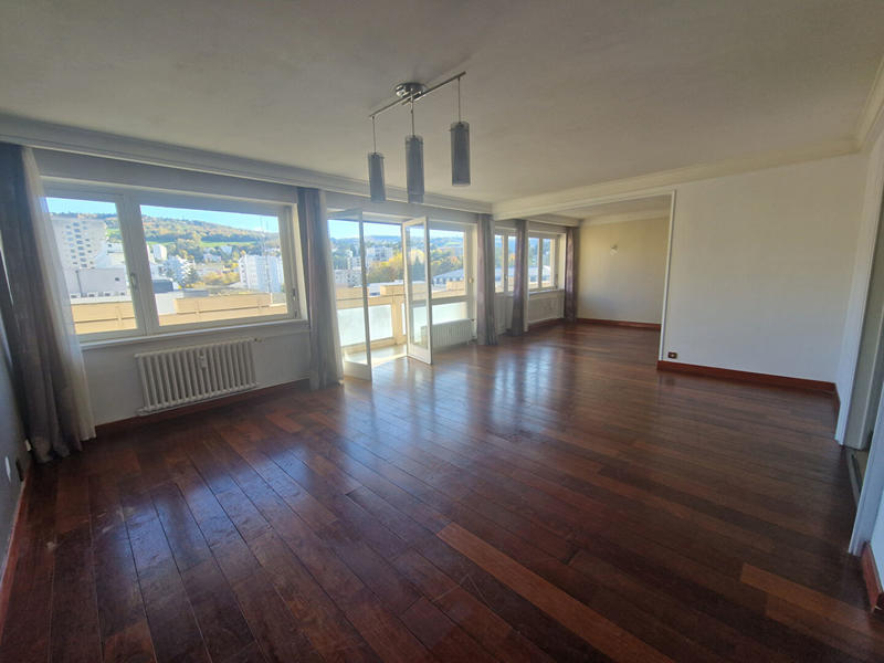 Appartement - 102 m² - 5 pièces