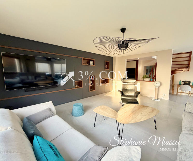 Maison en pierre - 280 m² - 8 pièces