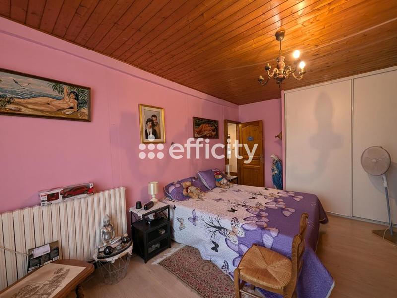 Maison - 121 m² - 6 pièces