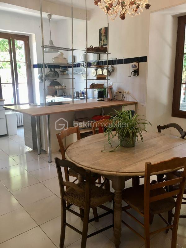 Demeure - 154 m² - 6 pièces