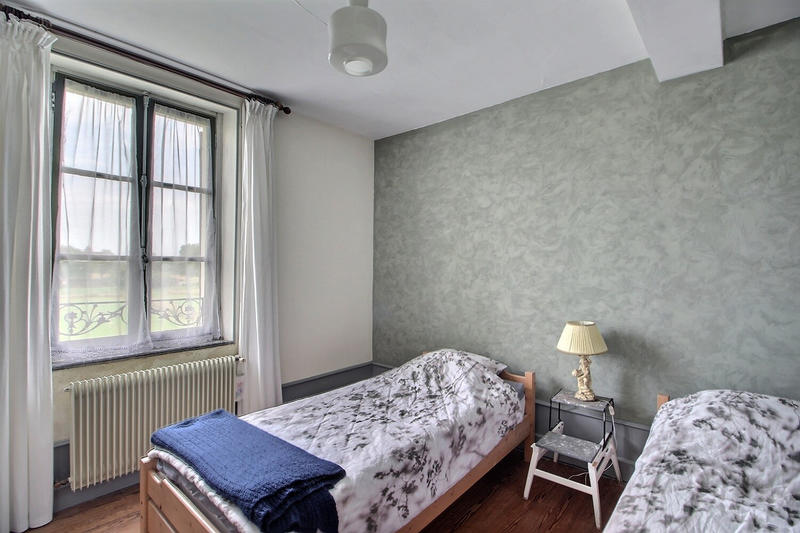 Demeure - 184 m² - 7 pièces