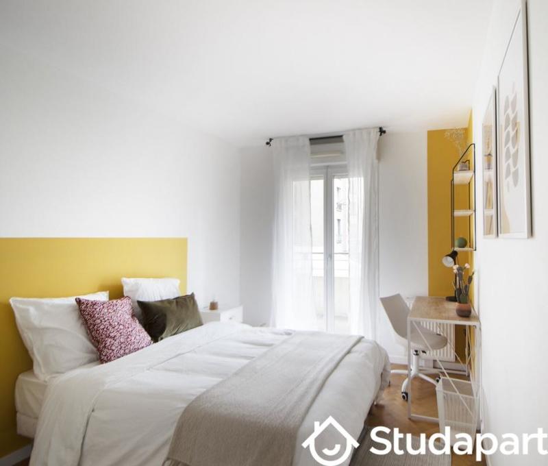 Chambre - 13 m² - 1 pièce