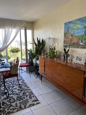 Appartement - 98 m² - 5 pièces