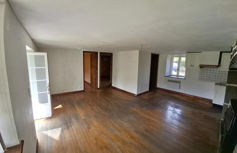 Maison en pierre - 106 m² - 4 pièces