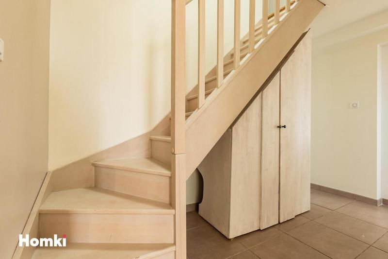 Maison - 210 m² - 7 pièces