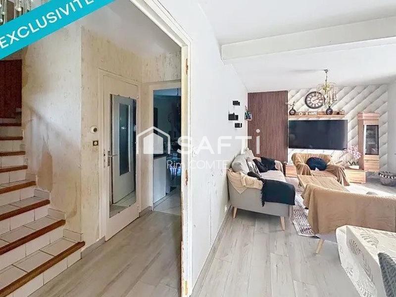 Maison - 94 m² - 5 pièces