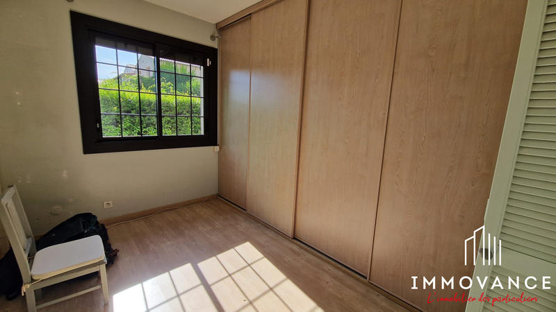 Maison - 176 m² - 7 pièces