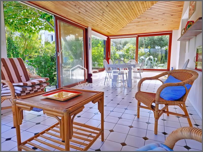 Maison - 160 m² - 8 pièces