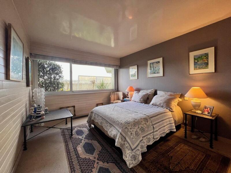 Villa - 317 m² - 8 pièces