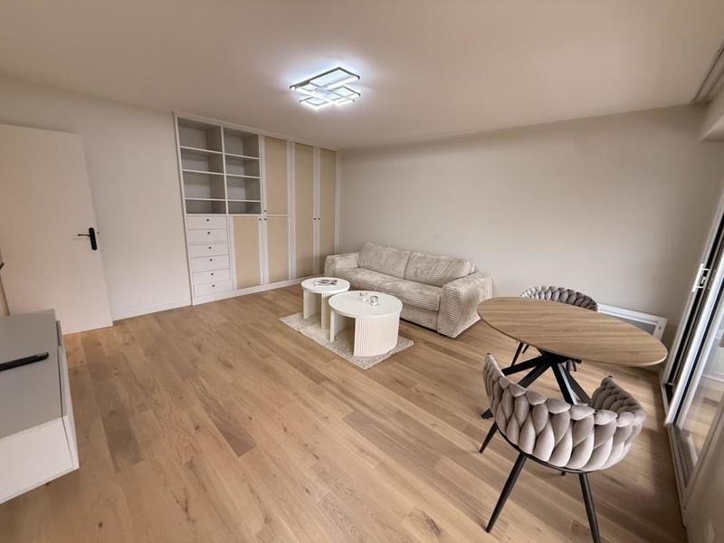 Studio - 36 m² - 1 pièce