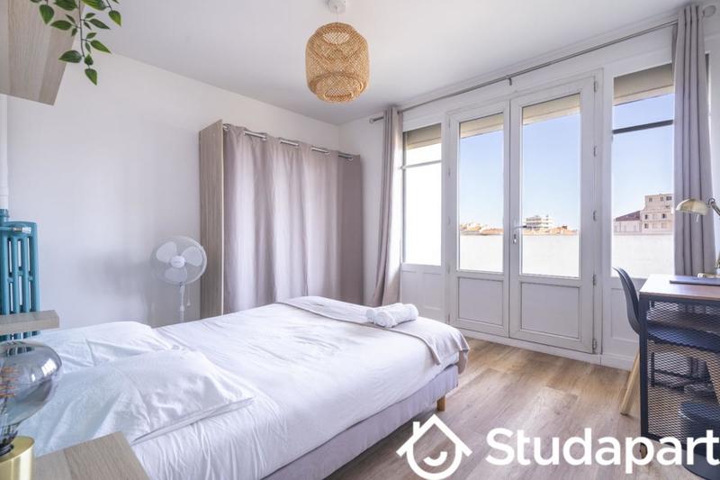 Chambre - 13 m² - 1 pièce