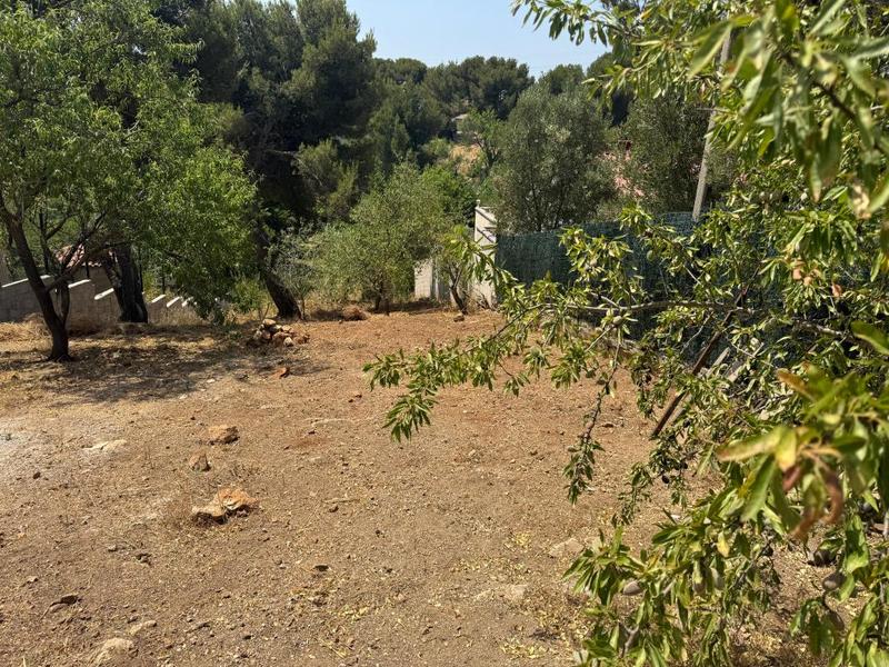 Terrain constructible - 548 m²