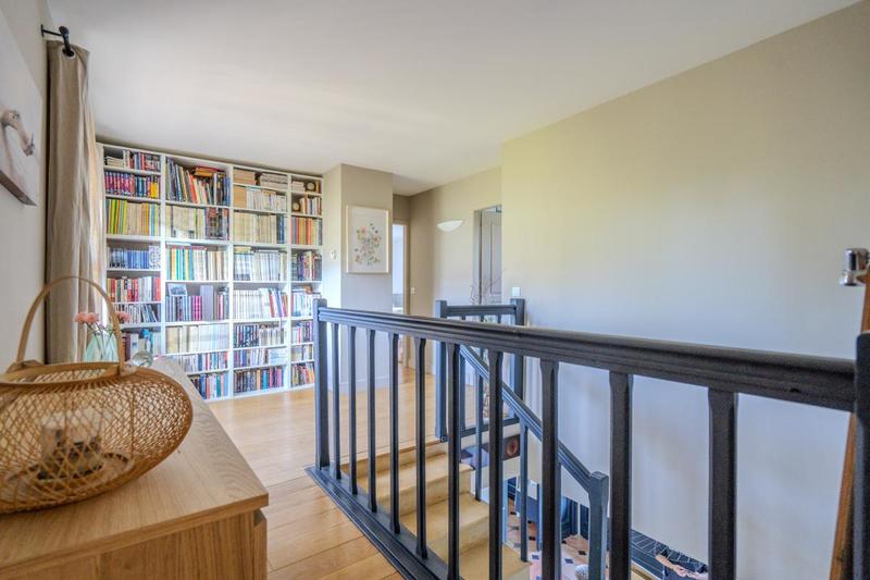 Villa - 200 m² - 6 pièces