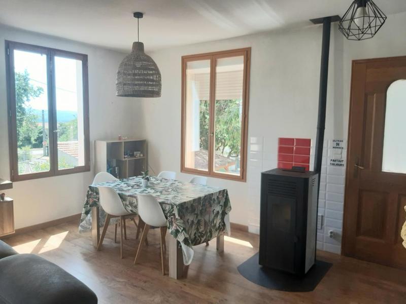 Maison - 98 m² - 5 pièces