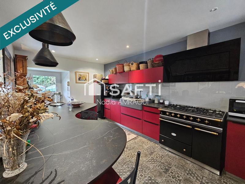 Maison - 160 m² - 6 pièces