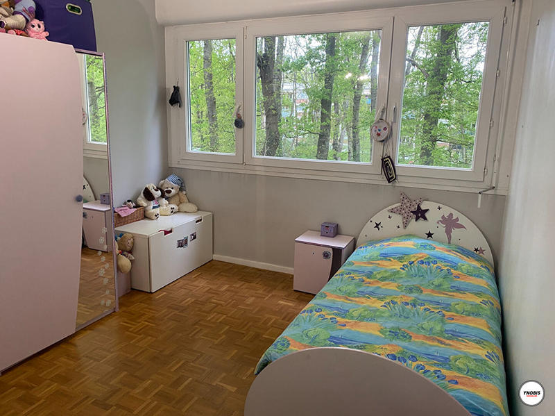 Appartement - 92 m² - 5 pièces