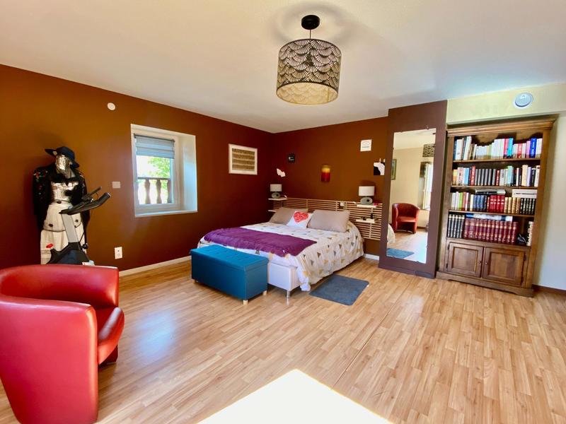 Maison - 187 m² - 7 pièces