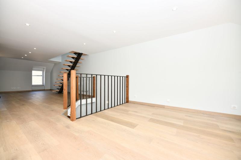 Maison - 155 m² - 6 pièces