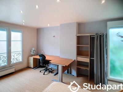 Chambre - 15 m² - 1 pièce