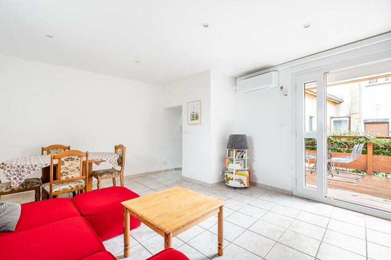 Appartement - 80 m² - 3 pièces