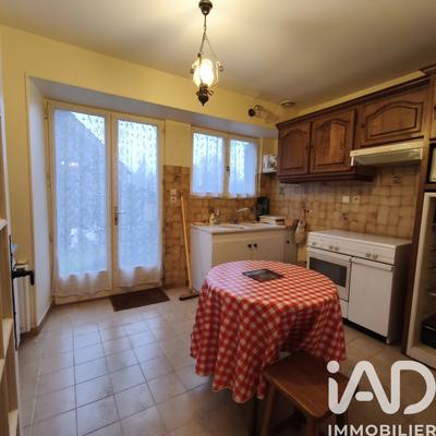 Maison - 83 m² - 3 pièces