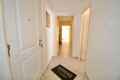Appartement - 96 m² - 3 pièces