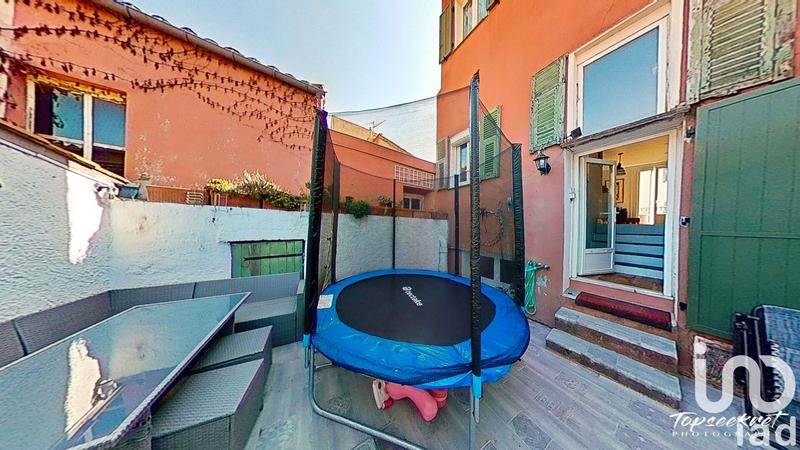 Maison - 121 m² - 5 pièces