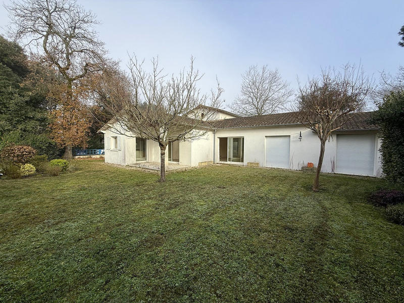 Maison - 145 m² - 4 pièces