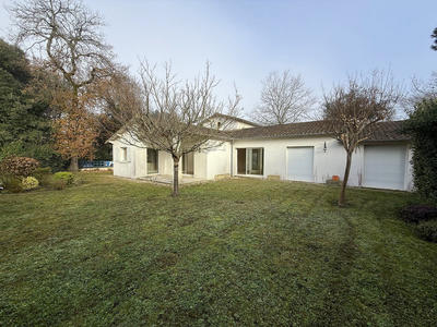 Maison - 145 m² - 4 pièces