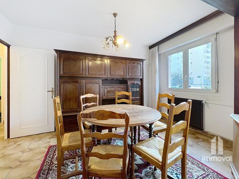 Appartement - 83 m² - 4 pièces