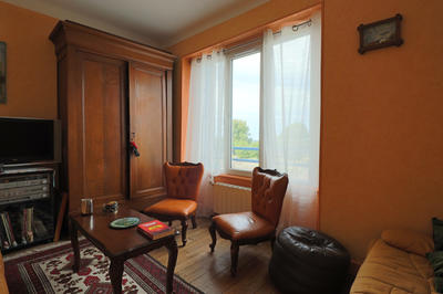 Maison - 95 m² - 6 pièces