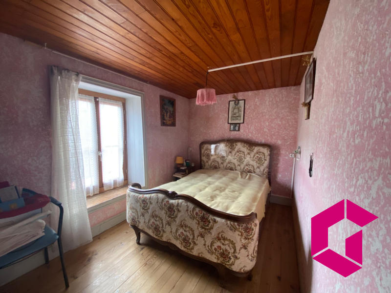 Maison - 80 m² - 5 pièces