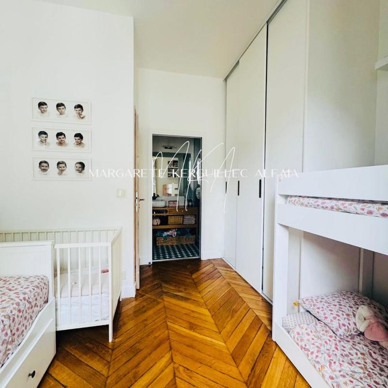 Appartement - 92 m² - 4 pièces