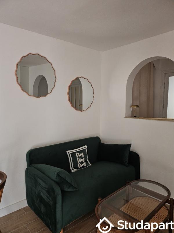 Chambre - 10 m² - 1 pièce