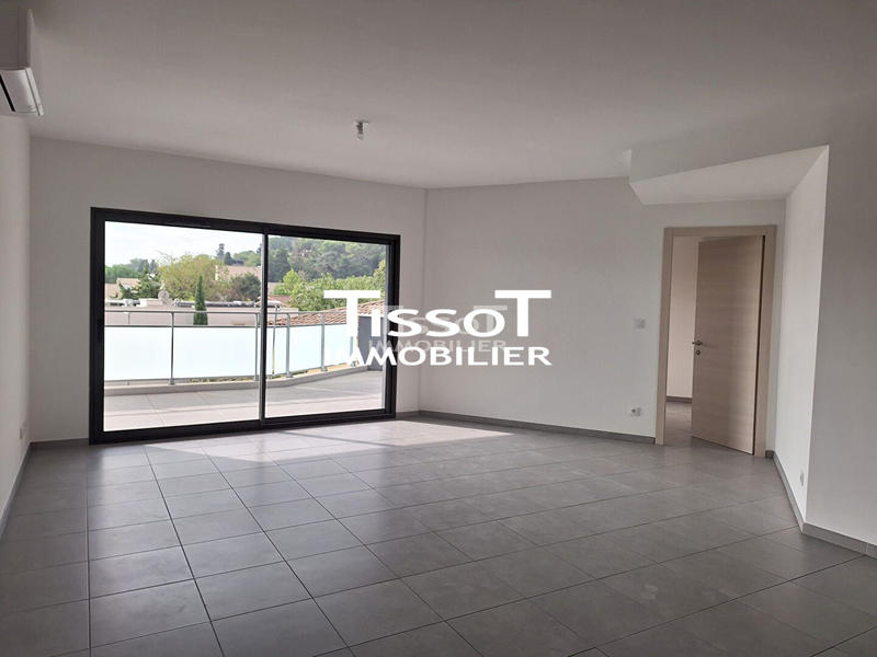 Appartement - 72 m² - 3 pièces