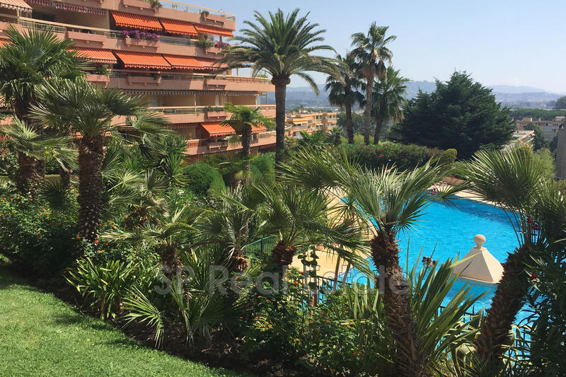 Appartement - 152 m² - 5 pièces