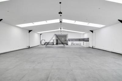 Entrepôt - 480 m²