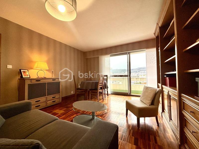 Appartement - 50 m² - 2 pièces