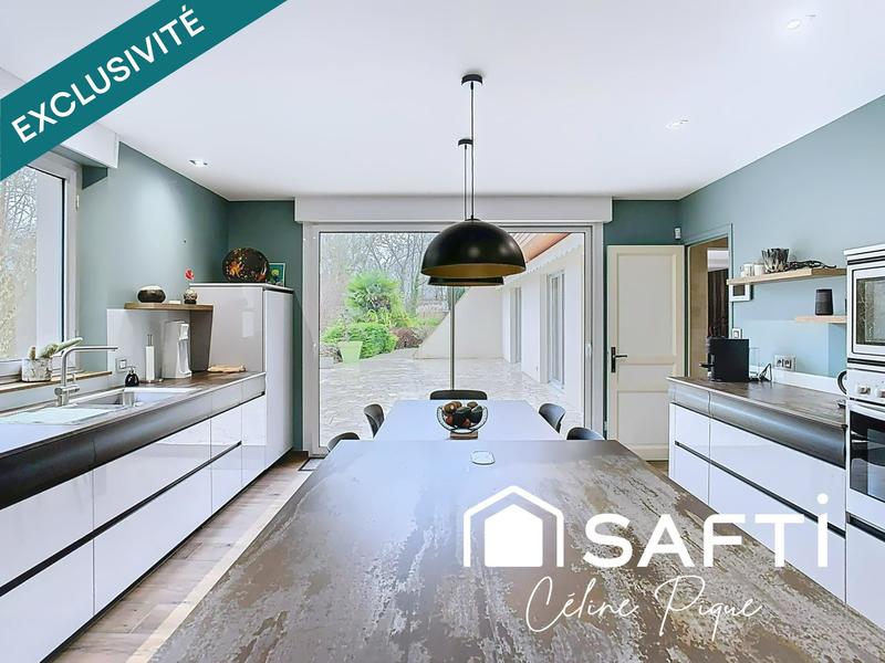 Maison - 194 m² - 7 pièces