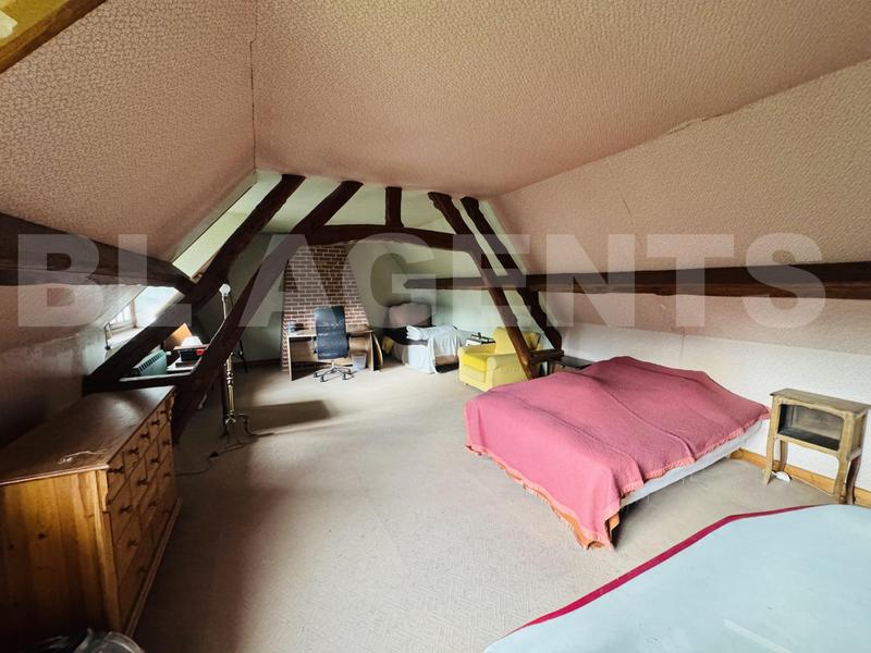 Maison - 200 m² - 7 pièces