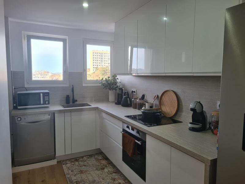 Appartement - 75 m² - 4 pièces