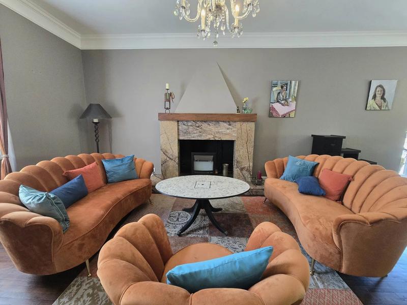 Maison - 220 m² - 9 pièces